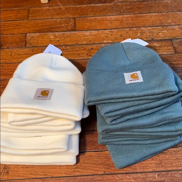 Carhartt Accessories - So many Carhartt hats available